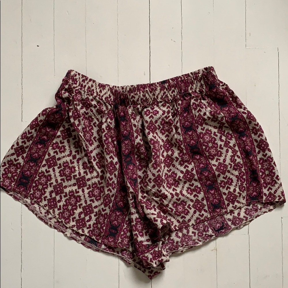 Brandy Melville print shorts